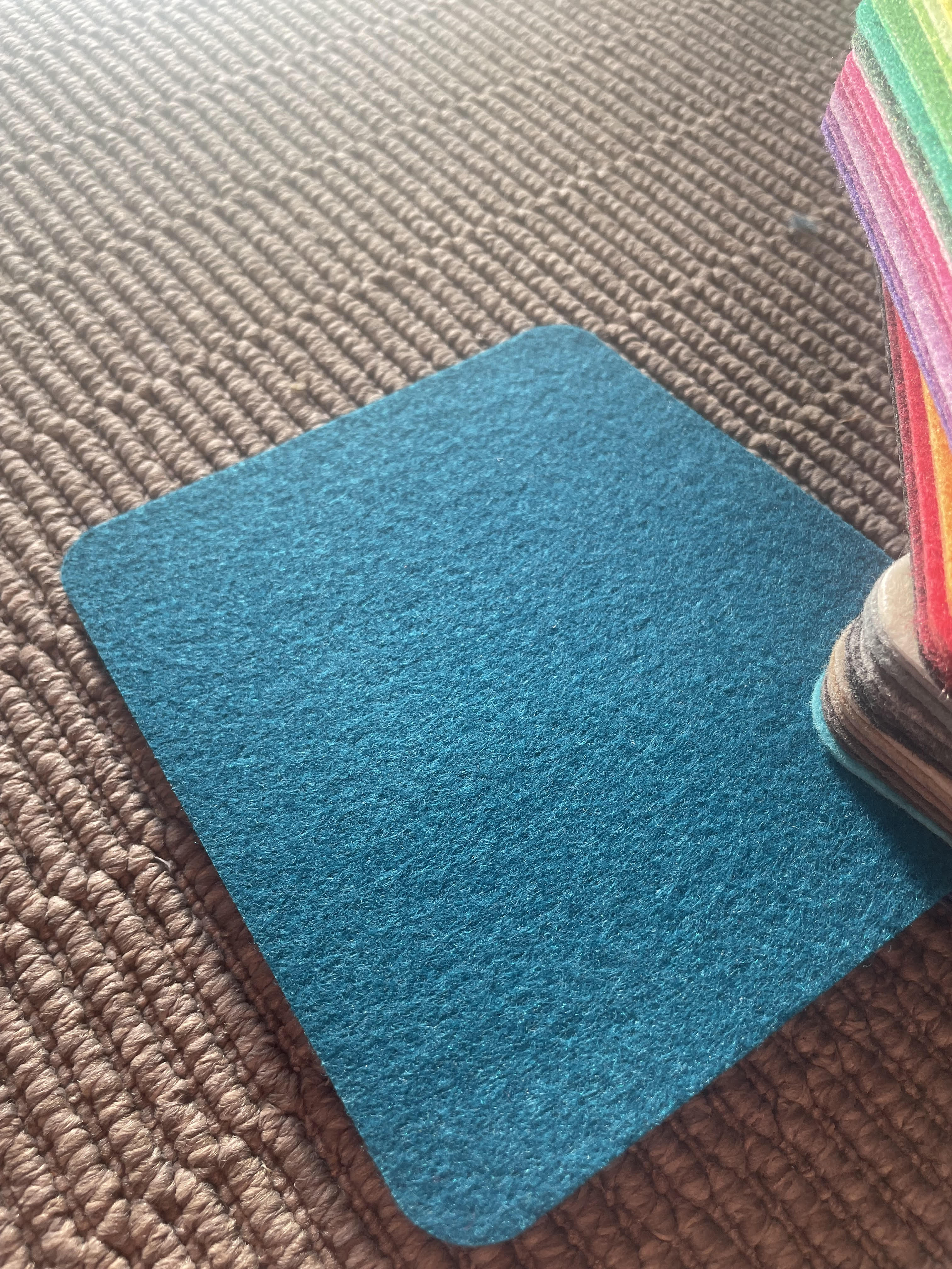 évènementiel tapis moquette bleu atoll bleu meilleur prix qualités pas cher déclassé turquoise